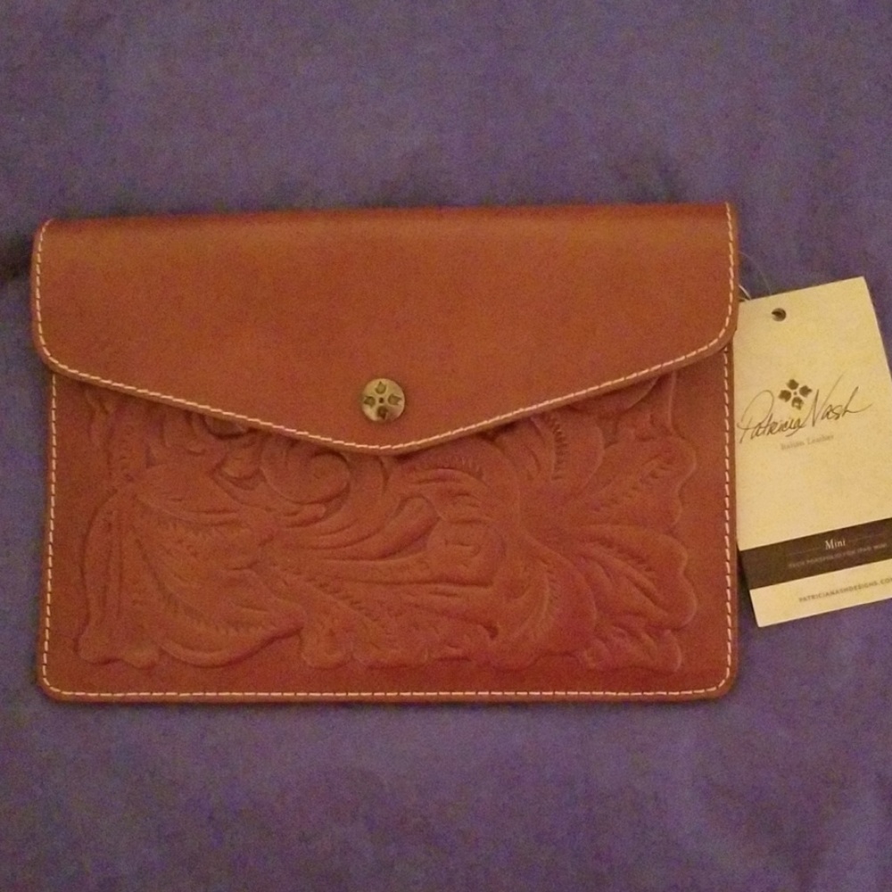 Patricia Nash clutch leather